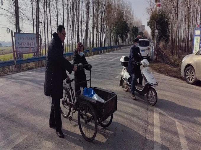 ������ƺӿh��������ͨ־Ը��(d��o)����(w��)�������ȡ������o(h��)Ⱥ�����Ȱ�ȫ�����